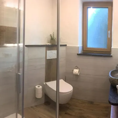 Διαμέρισμα Ferienwohnung Menzinger *